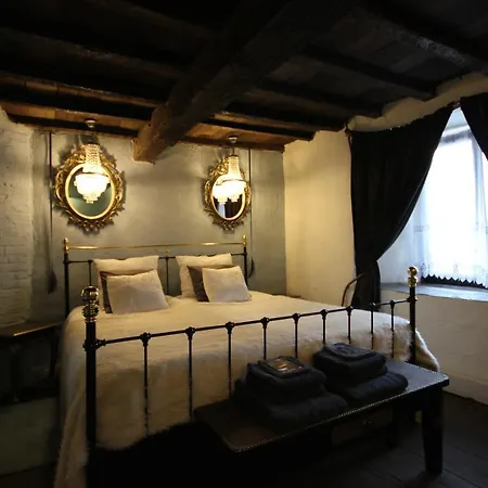 La Vie En Rose Boutique Ardennen - Cherain 住宿加早餐酒店 4*