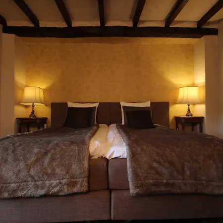 La Vie En Rose Boutique Ardennen - Cherain 住宿加早餐酒店 4*