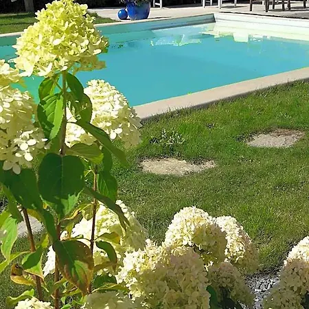 La Vie En Rose Boutique Ardennen - Cherain 住宿加早餐酒店 4*